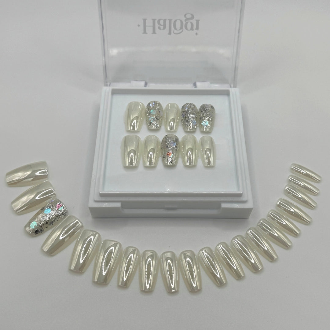 Glimmering Bliss - Pearly Shimmer Soft White Press-On Nails with Glitter
Includes 30 piece press-on nails
