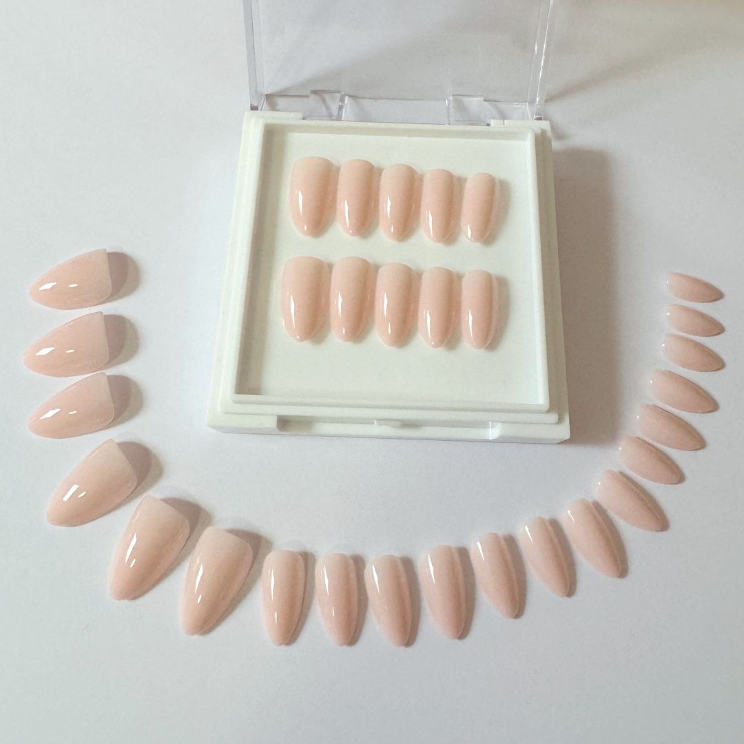 Angel’s Touch - Soft Baby Pink Press-On Nails
Includes 30 piece press-on nails