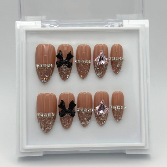 Midnight Bows - Deep Nude Press-On Nails with Glitter Tips, Black Bows
Includes 30 piece press-on nails
