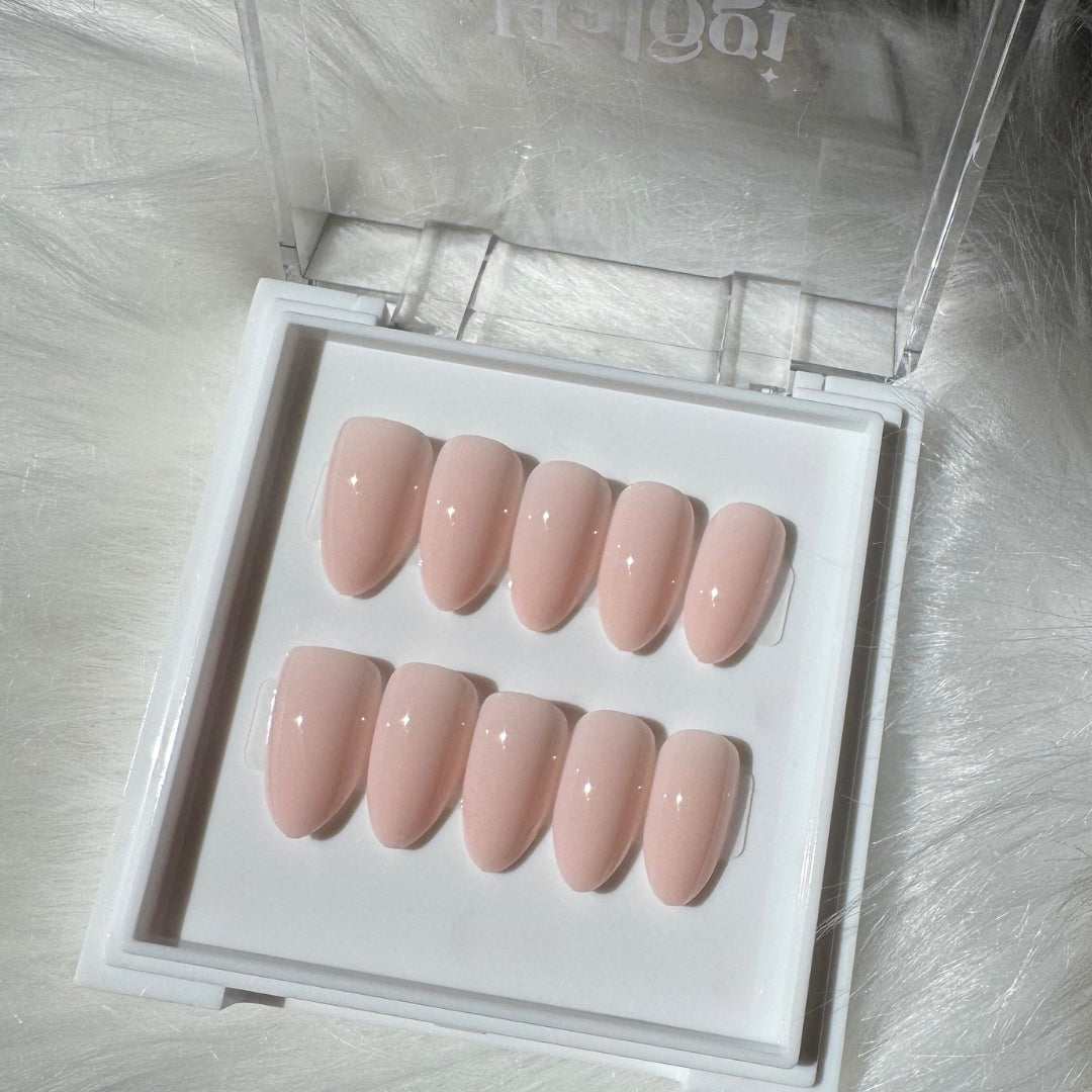 Angel’s Touch - Soft Baby Pink Press-On Nails
Includes 30 piece press-on nails