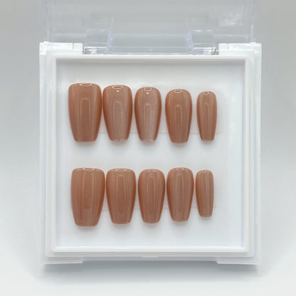 Velvet Beam - Deep Nude Cat-Eye Press-On Nails
Includes 30 piece press-on nails
