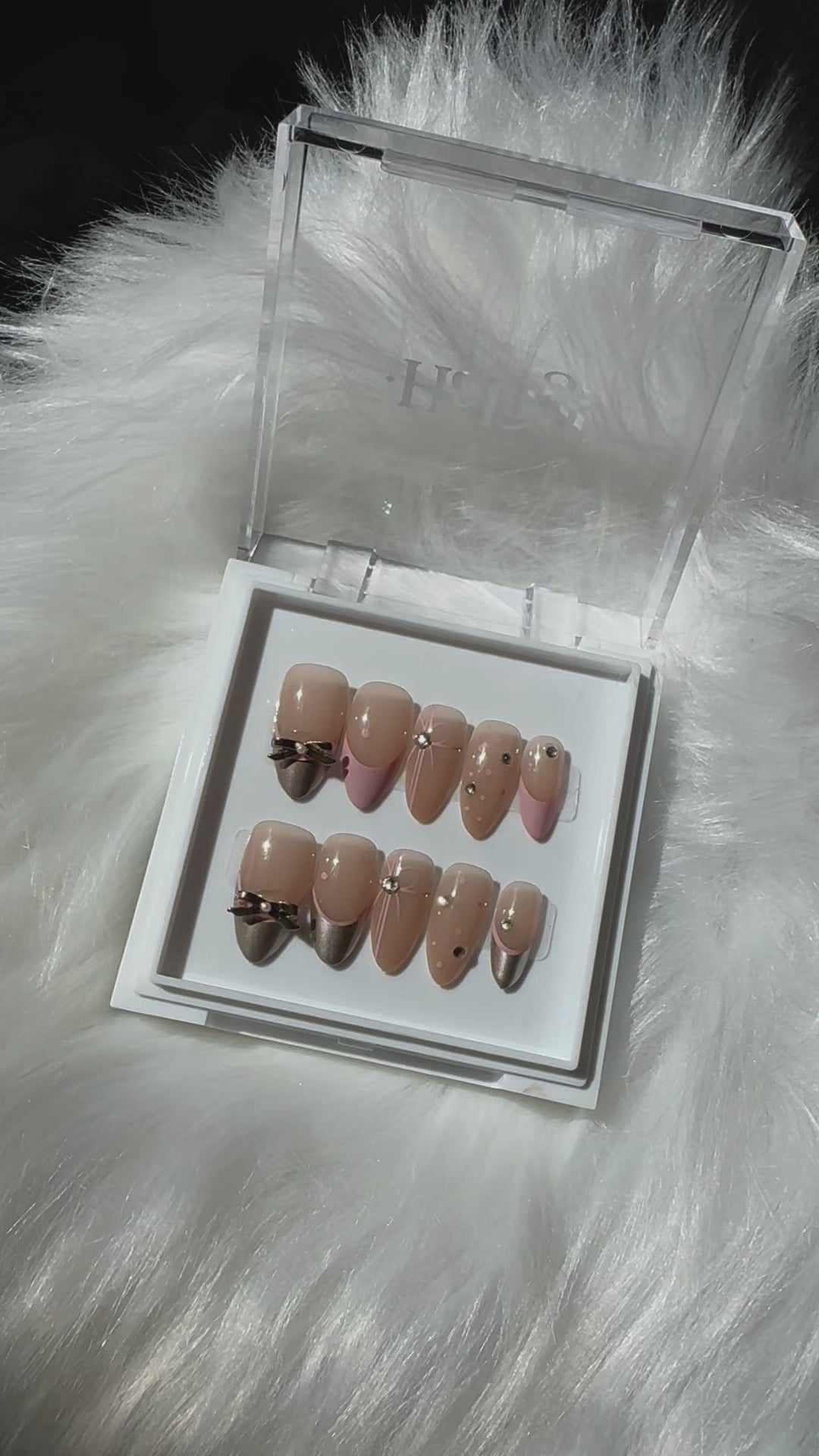 Luxe Dazzle - Nude Press-On Nails with Baby Pink or Shimmery Metallic
Includes 30 piece press-on nails