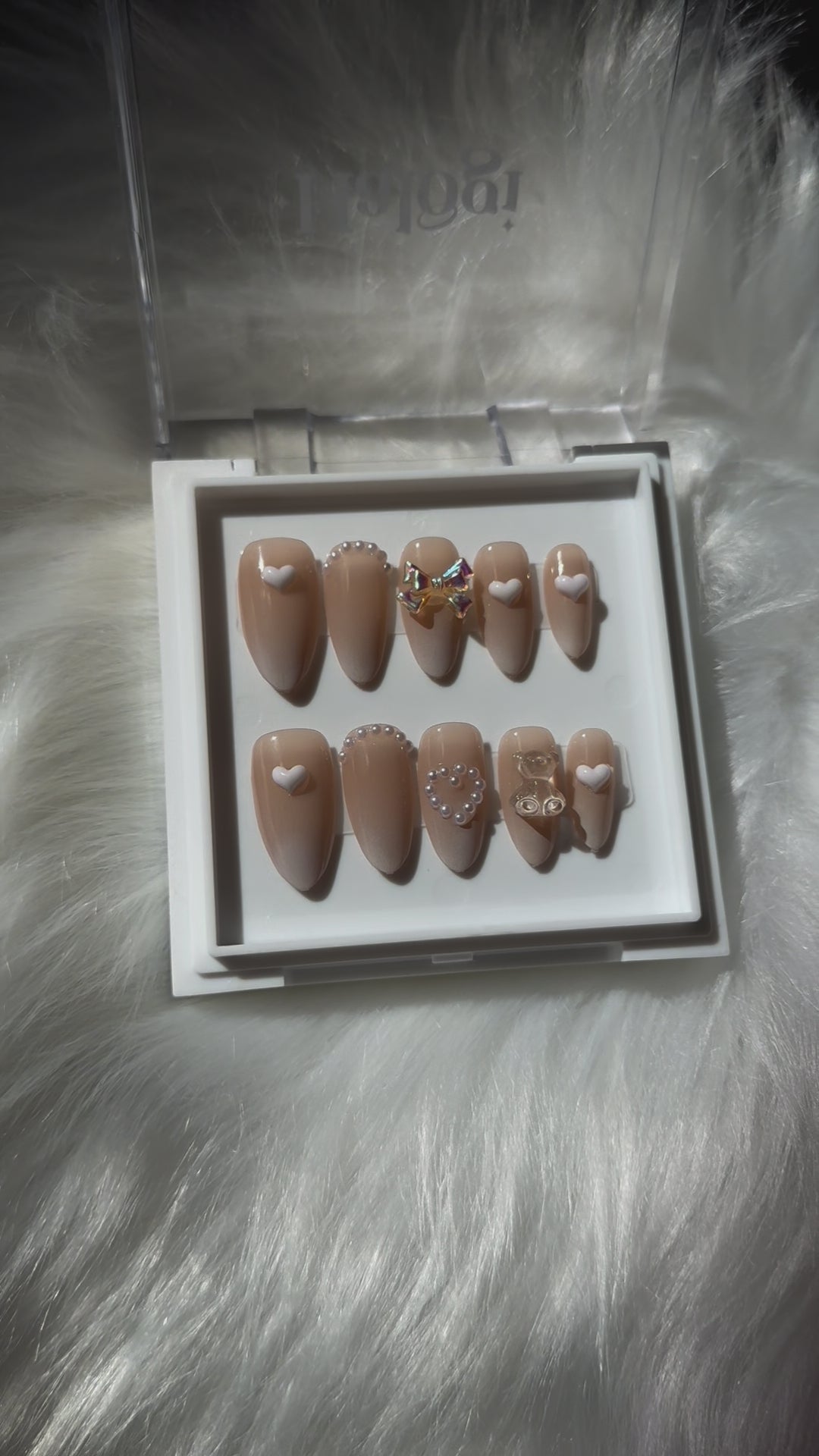 Pearl of My Heart - Nude Press-On Nails with Pearl Accents & White Heart
Includes 30 piece press-on nails